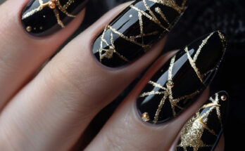 Summer Nail Designs Black and Gold Lattice Nails